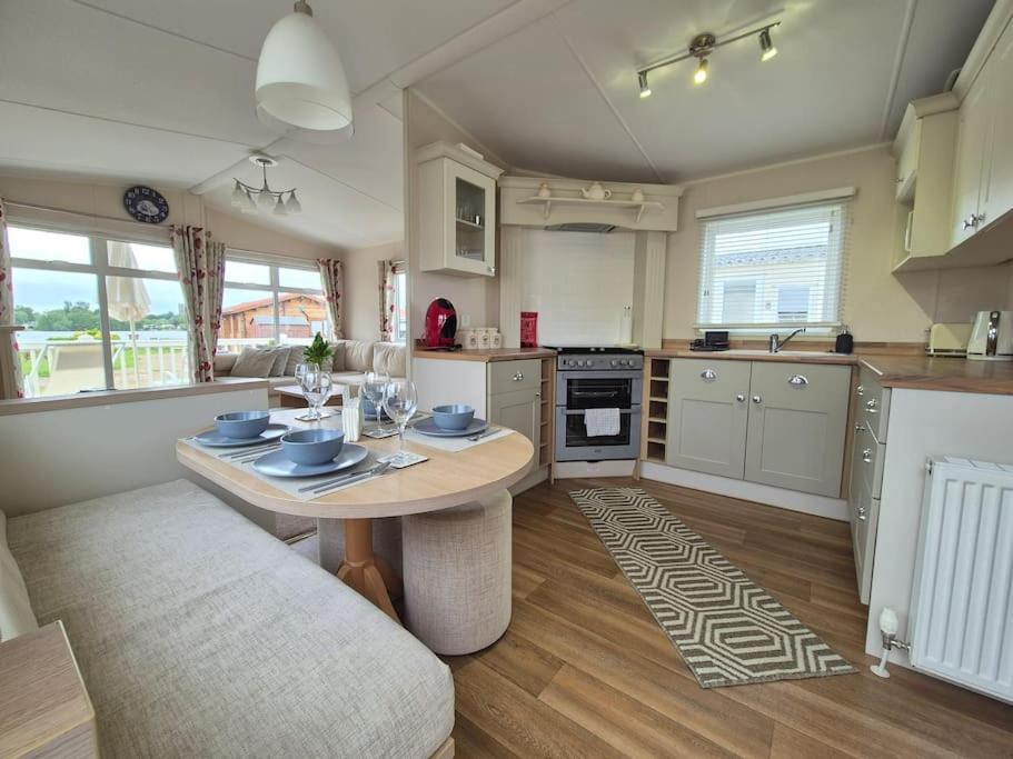 Amazing 2Bedroom Caravan In Lincoln, Tattershall Eksteriør bilde